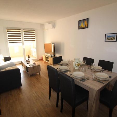 Logement Renove Avec Mobilier 2023 Avignon Exterior photo
