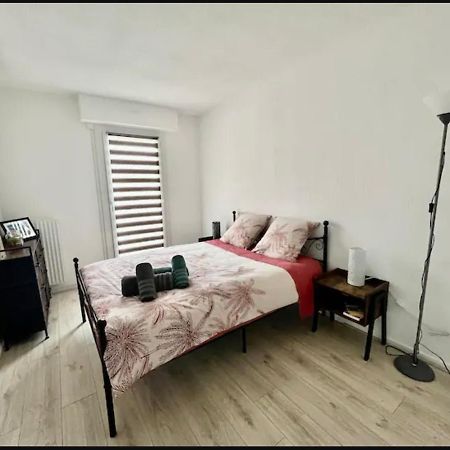 Logement Renove Avec Mobilier 2023 Avignon Exterior photo